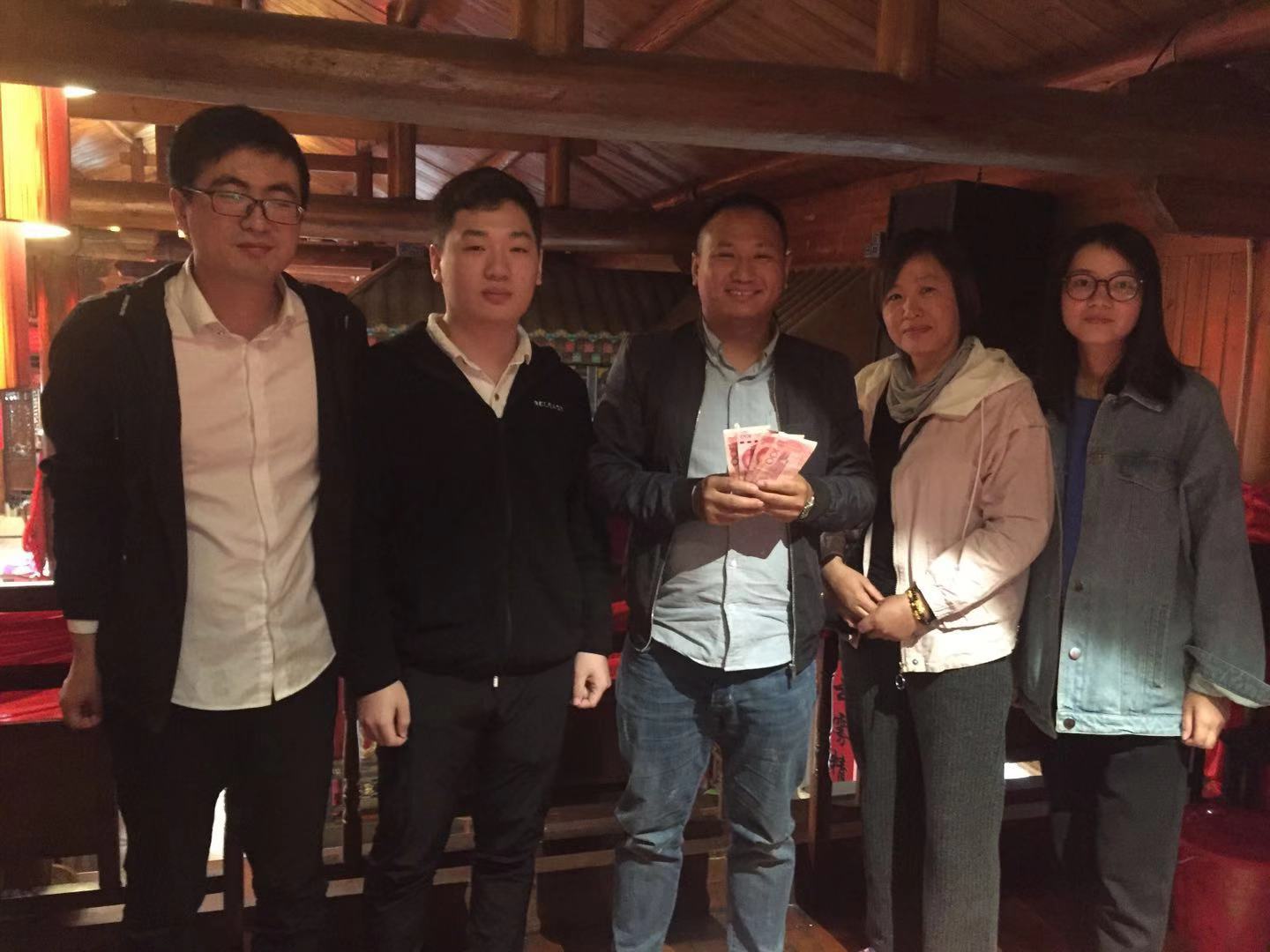 微信图片\_20191028095300.jpg